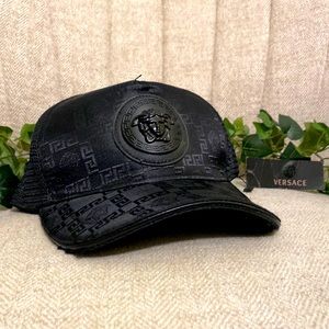 Versace hat 🧢
